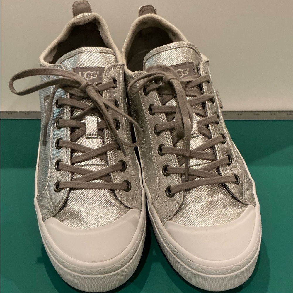 UGG Silver Metallic Low-Top Sneakers with Gray Laces